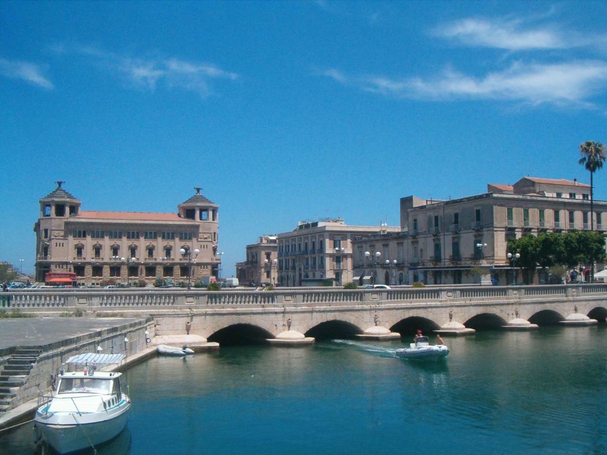 Syracuseapartments Il Piave Di Siracusa Appartamento Per 6 Persone Vicino Ad Ortigia A 200M Dal Mare Dış mekan fotoğraf
